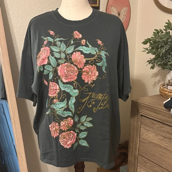 Daydreamer Grateful Dead Graphic Tee - Picture 2 of 5